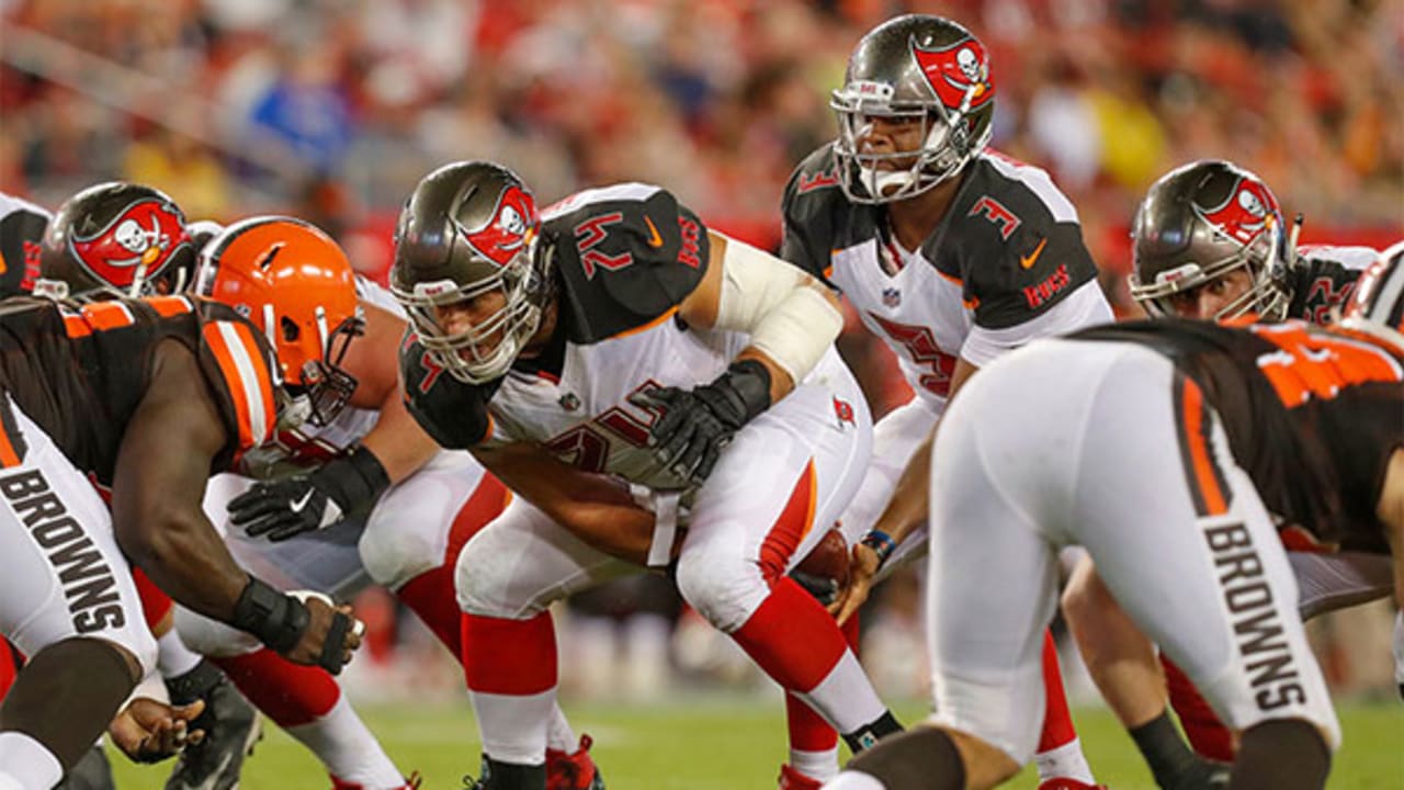 Tampa Bay Buccaneers: Cutting J.R. Sweezy leaves little depth