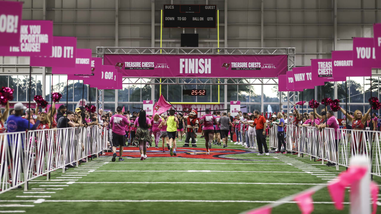 Bucs 10th Annual Treasure Chests 5K Gallery