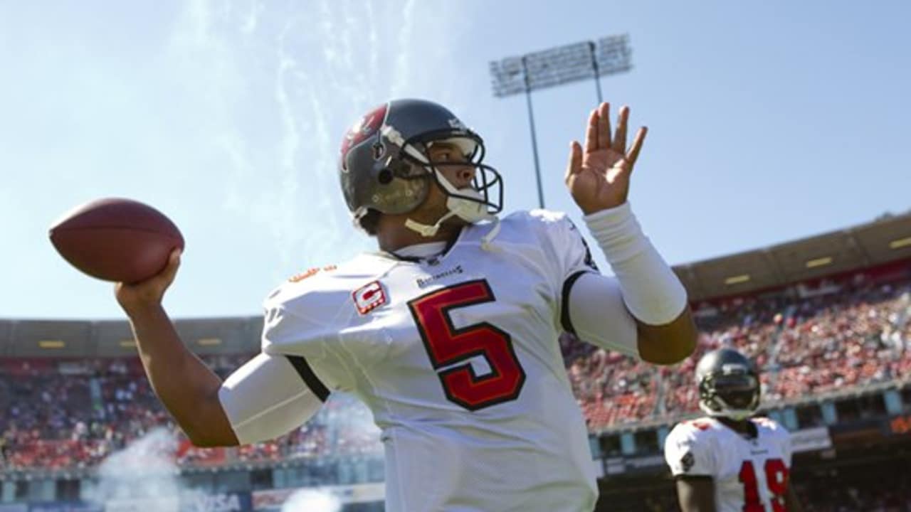 Buccaneers vs 49ers In Photos