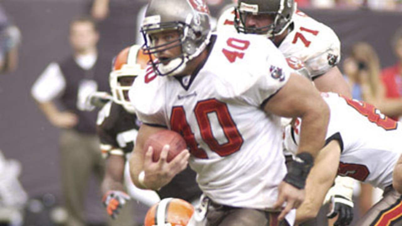 Mike Alstott: The Last True Fullback in NFL History, News, Scores,  Highlights, Stats, and Rumors