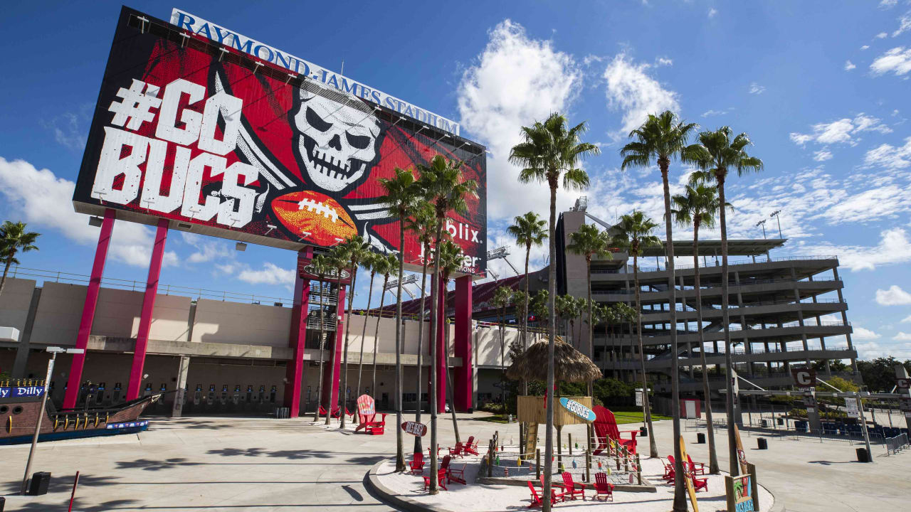 Raymond James Stadium – Tampa Bay Buccaneers