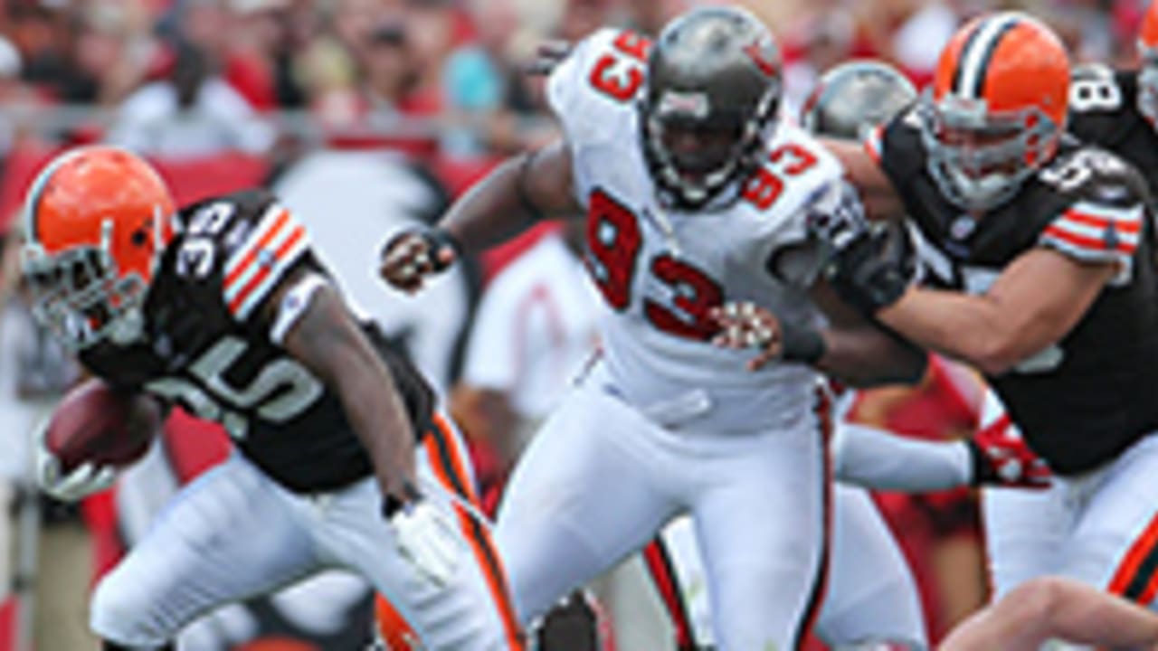 Tailgreeter - Cleveland Browns vs Tampa Bay Buccaneers