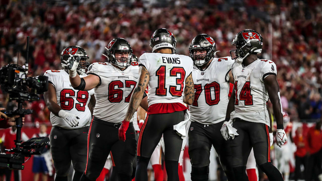 NFL Week 4 Tampa Bay Buccaneers vs Kansas City Chiefs Team Score