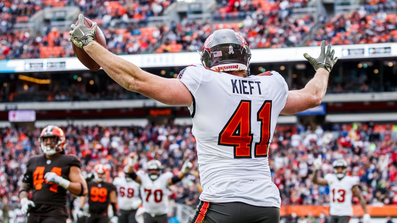 Buccaneers Tease New Creamsicle Jersey Uniforms Before 2023 Season