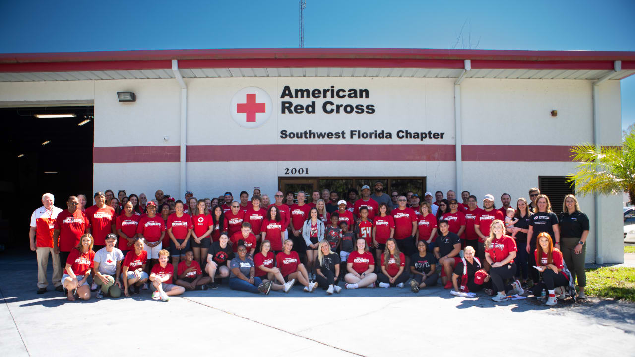 Buccaneers and Falcons Team Up for Hurricane Ian Relief - Vimarsana News