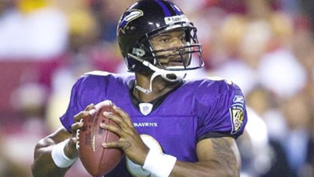 Ravens quarterback Steve McNair and Titans rookie quarterback