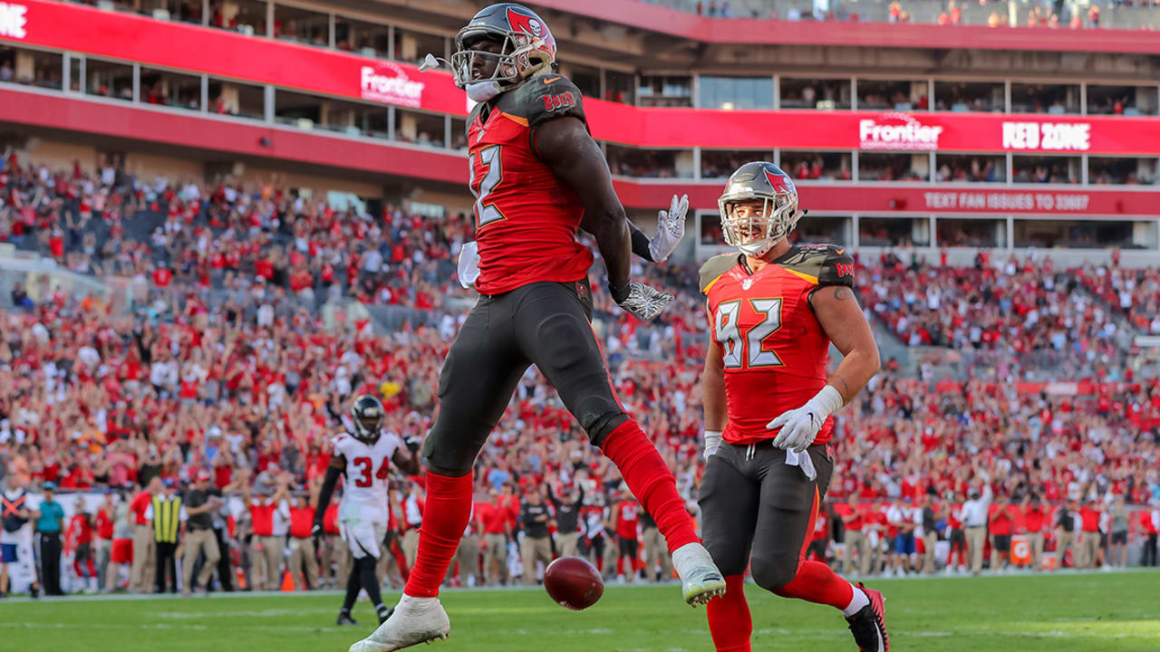 Bucs' Secret Is Out With Versatile Rookie TE