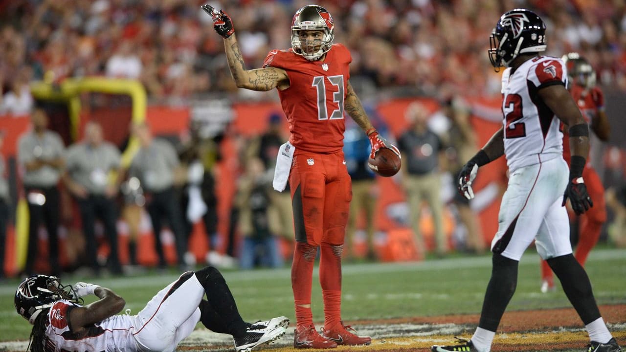 Pictures of Mike Evans during the Bucs' game against the Falcons. 