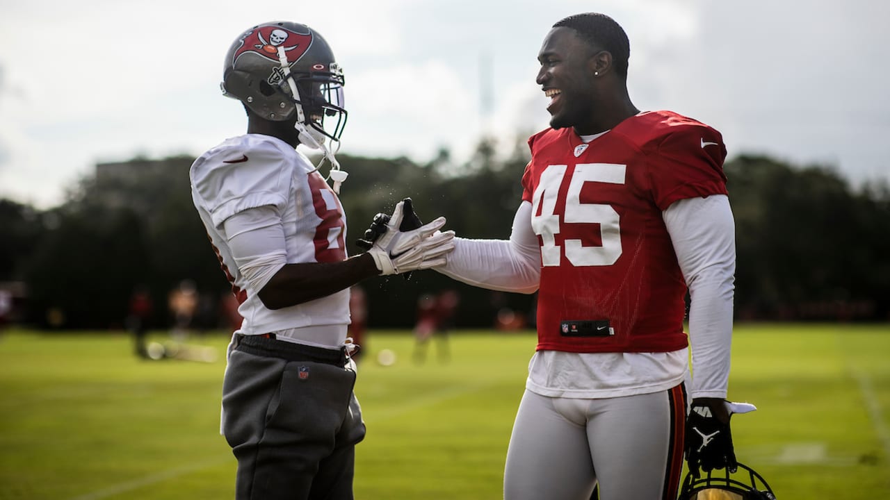 Best Photos from Bucs Training Camp Practice, July 28