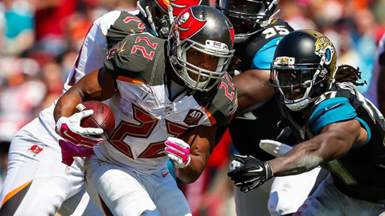 JAGUARS VS BUCCANEERS HISTORY visual data 8