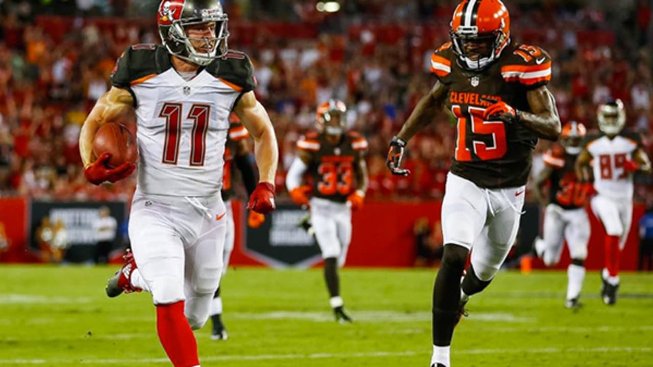 Bucs Top Browns, 30-13, In Preseason