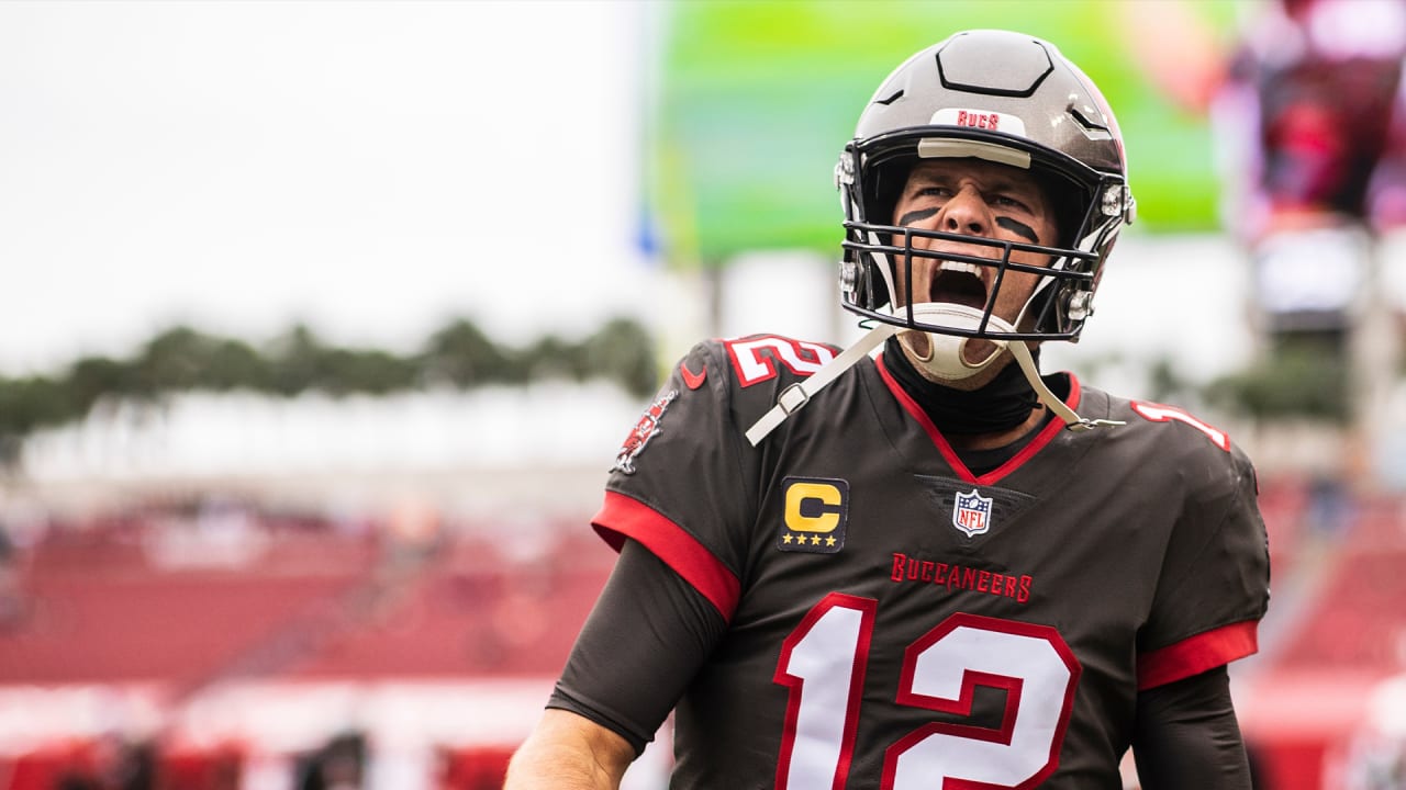 Seahawks versus Buccaneers Week 10: Staff predictions are mostly giddy