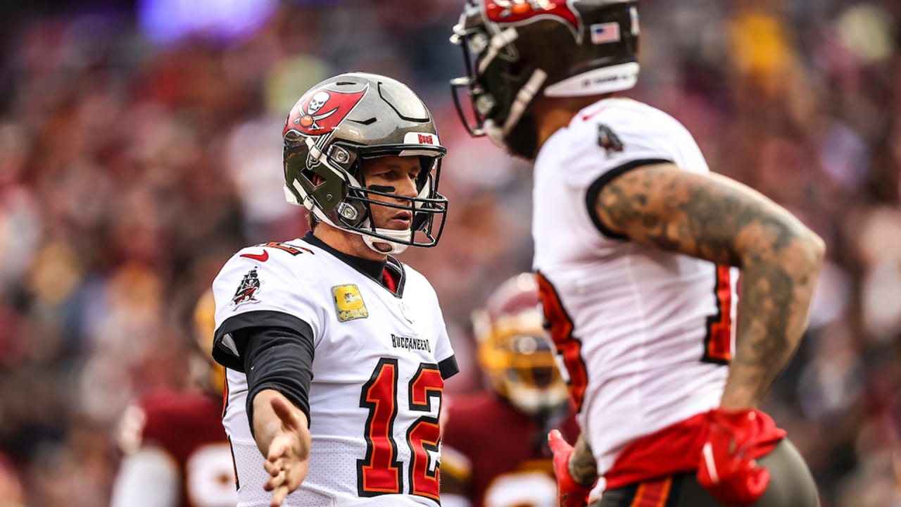 Mike Evans ties Mike Alstott for most total TDs in Bucs history