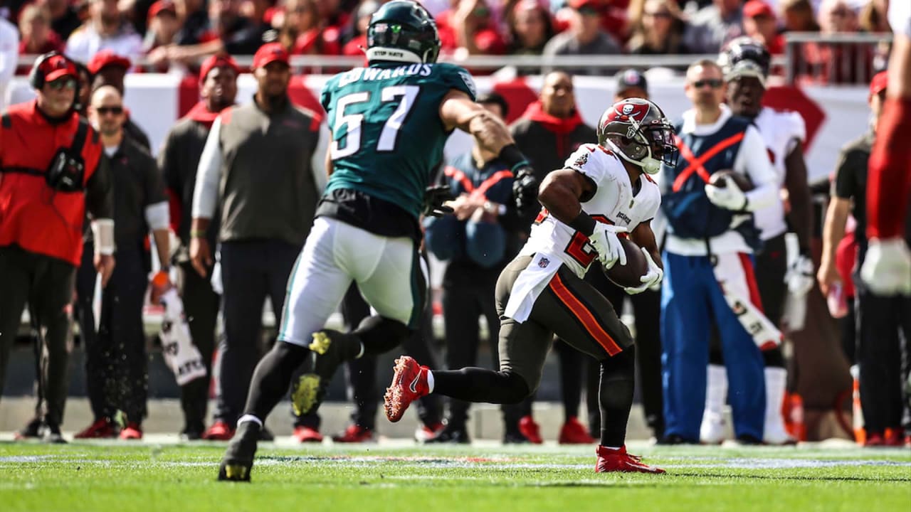 Bucs Win! Tampa Bay Defeats Philadelphia 31-15 in the Wild Card Round