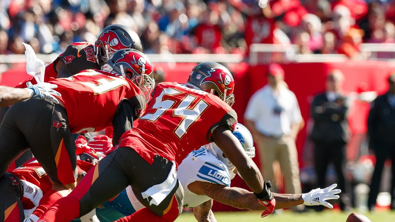 Photos: Buccaneers vs. Lions, Week 14