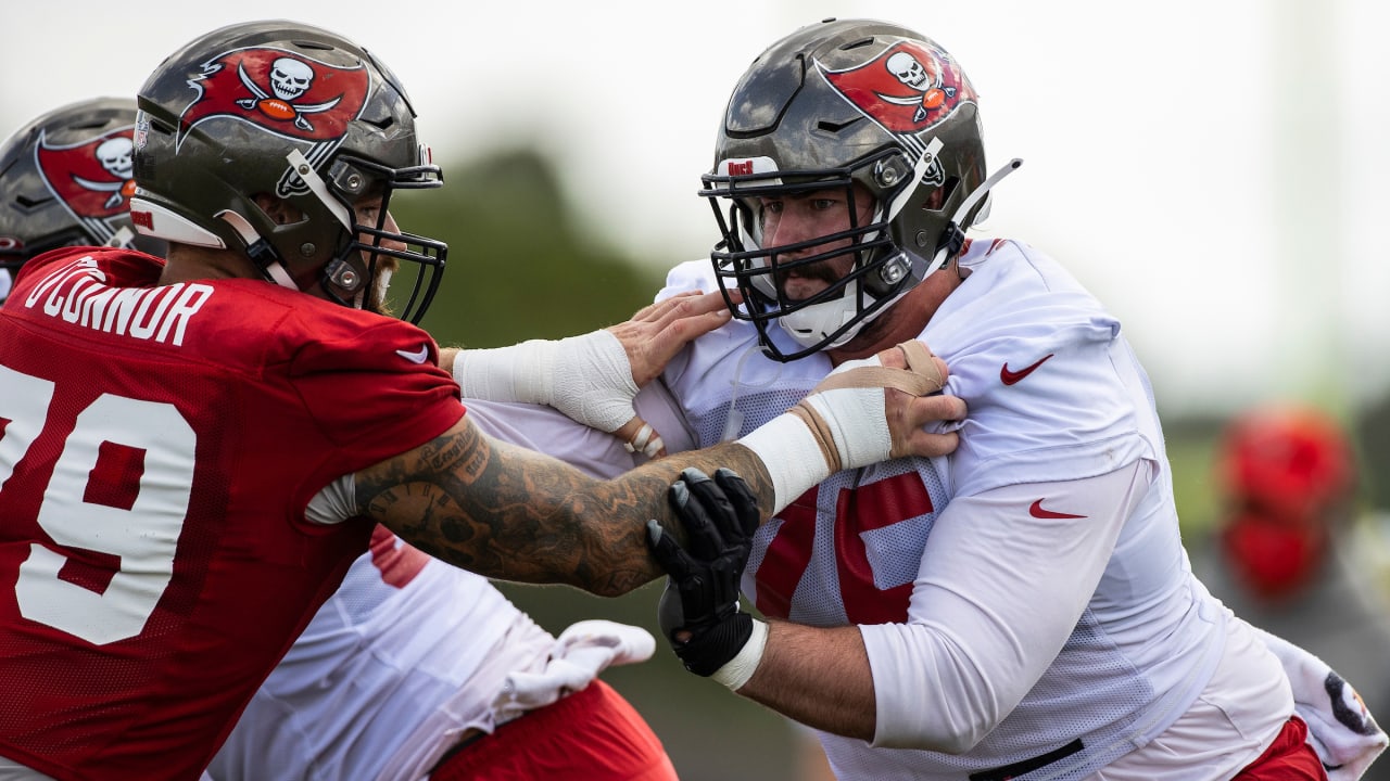 John Molchon Returns to Bucs' Practice Squad