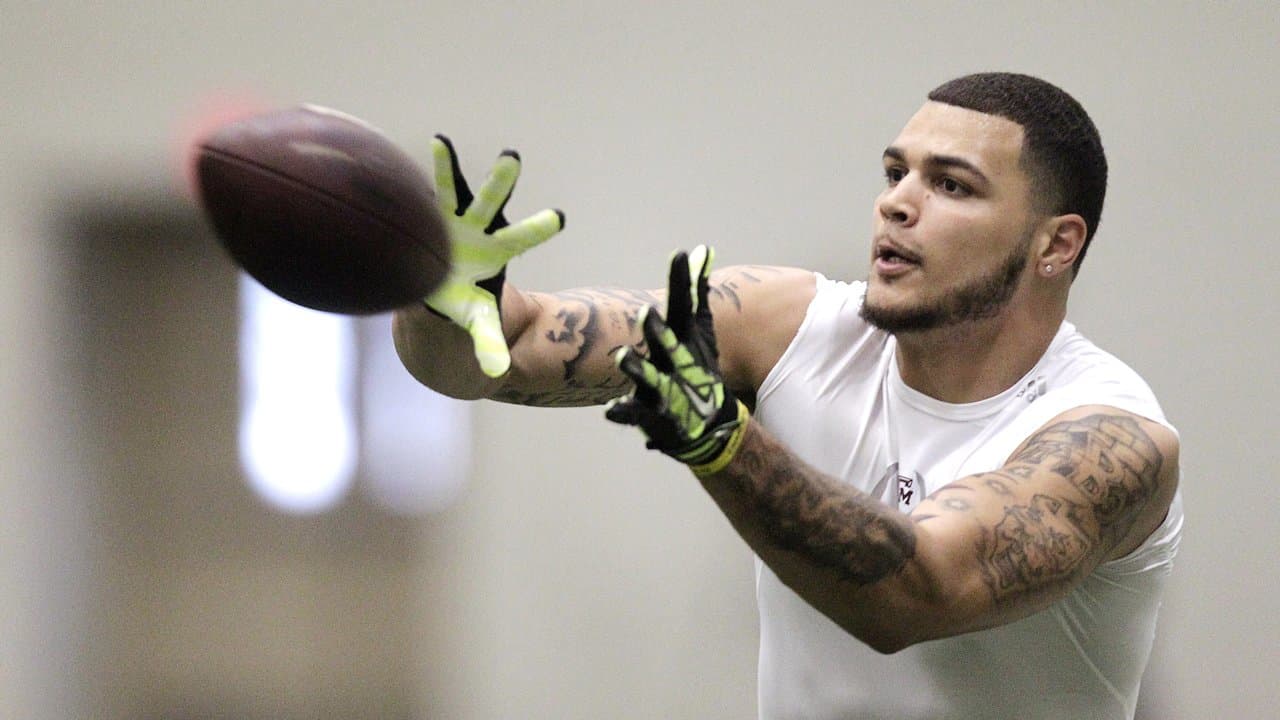 WR Mike Evans — and huge Harry Potter fan — reveals new tattoo