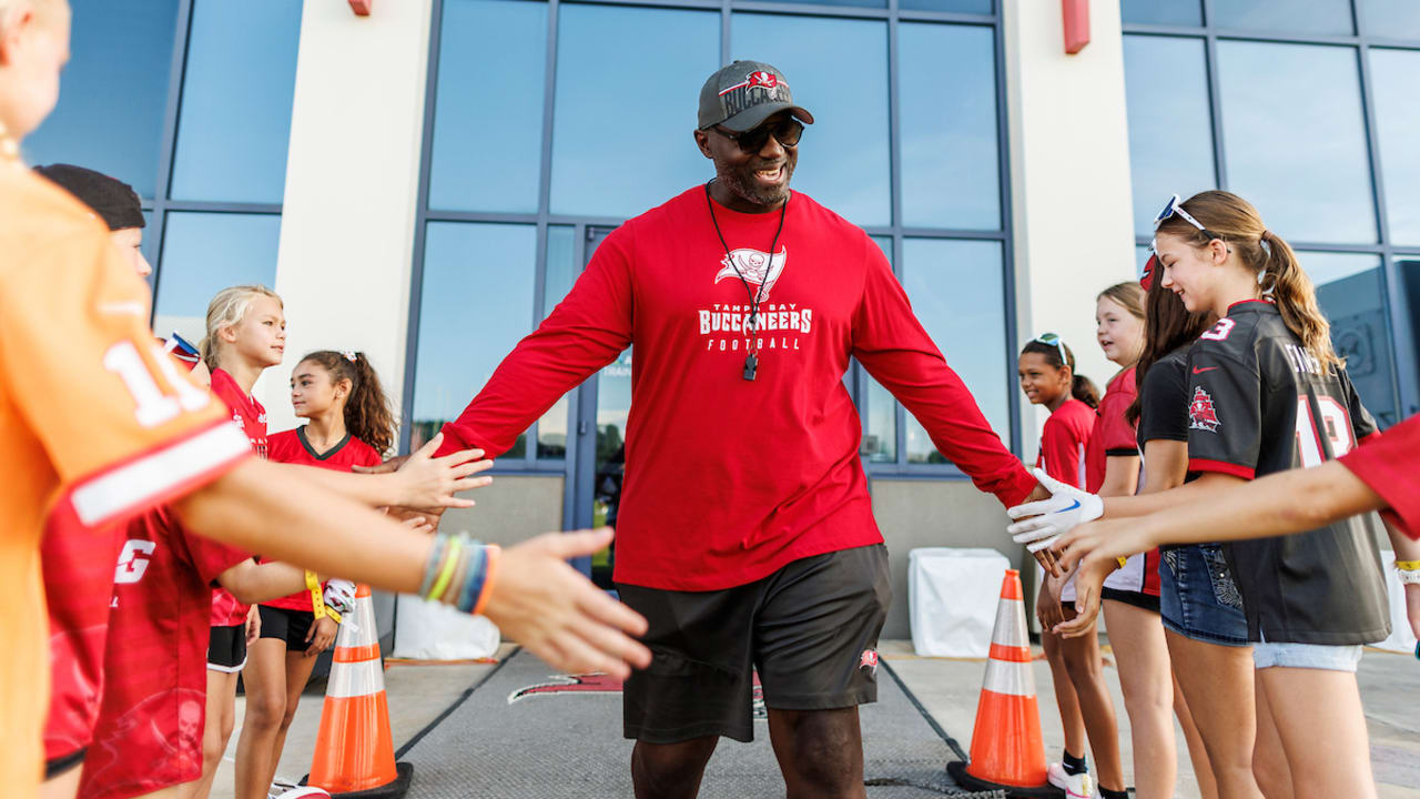 Tampa, Florida, USA, July 31, 2023, Tampa Bay Buccaneers Quarterback Kyle  Trask #2 during a Training Camp at Advent Health Training Center . (Photo  by Marty Jean-Louis/Sipa USA Stock Photo - Alamy