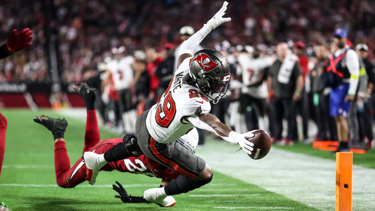 HIGHLIGHTS Buccaneers Defeat Arizona Cardinals 1916 in Week 16 in