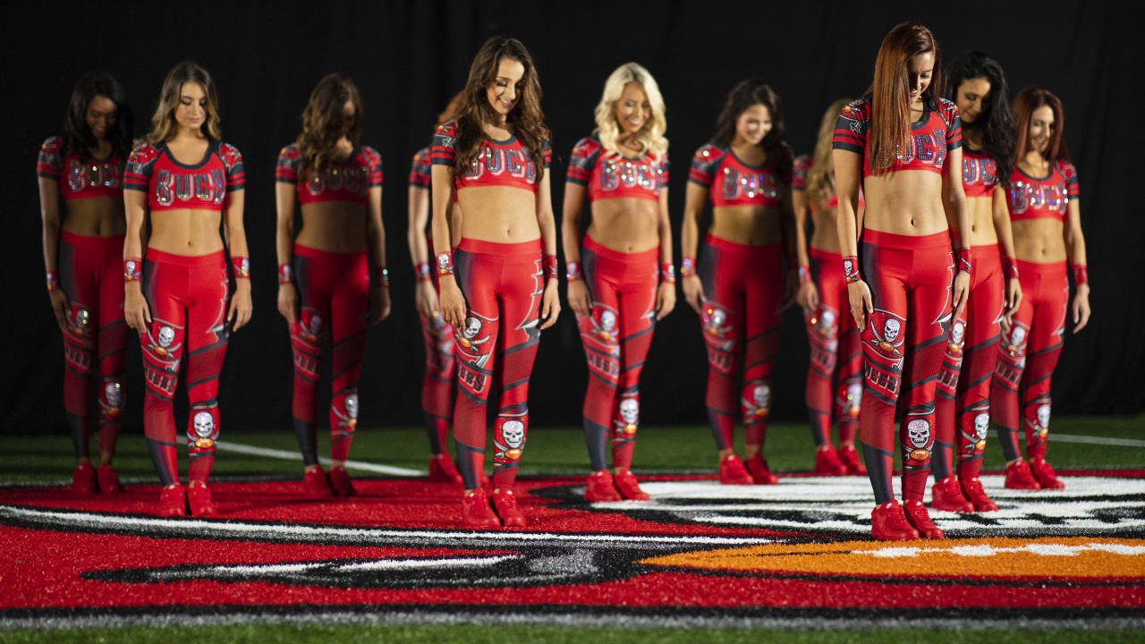 The Brand New Tampa Bay Buccaneers Cheerleaders Uniforms 
