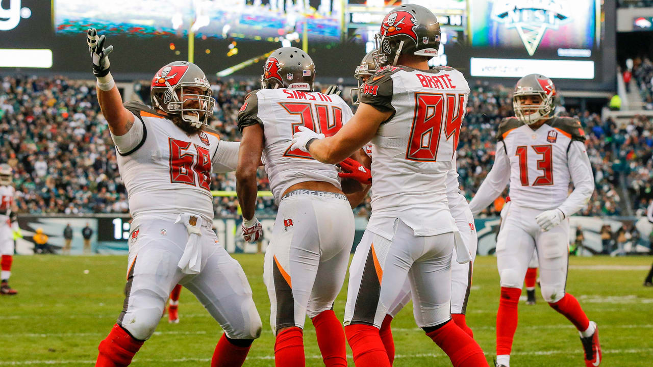 Bucs Keys to Success vs. Bears, Christian Izien's Emergence