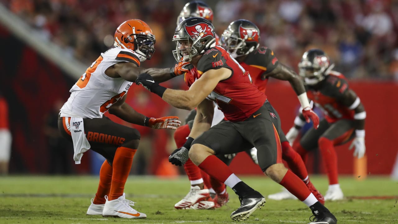 Bucs' Defense Wins in Key Situations