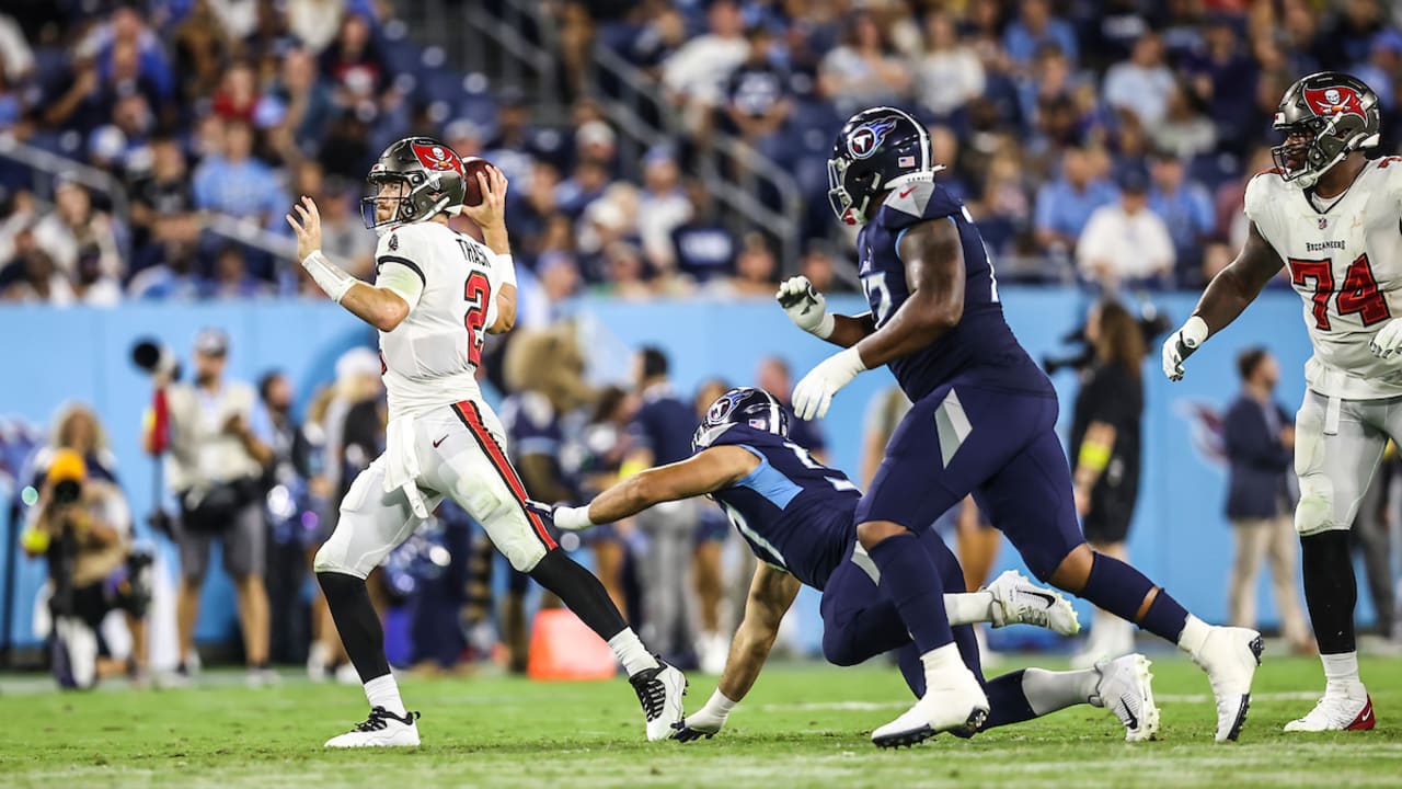 Bucs got an airful from Kyle Trask in his NFL debut