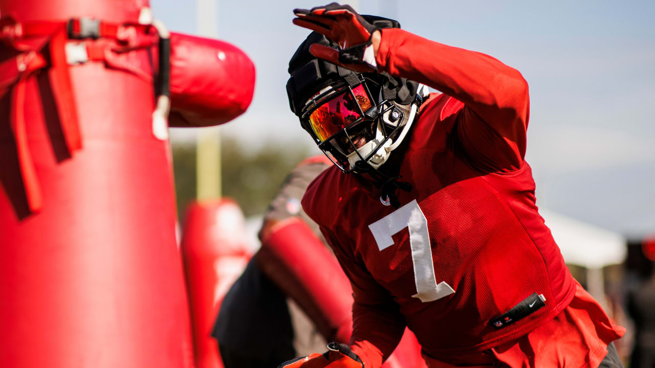 Tampa Bay Buccaneers report coronavirus cases at training center