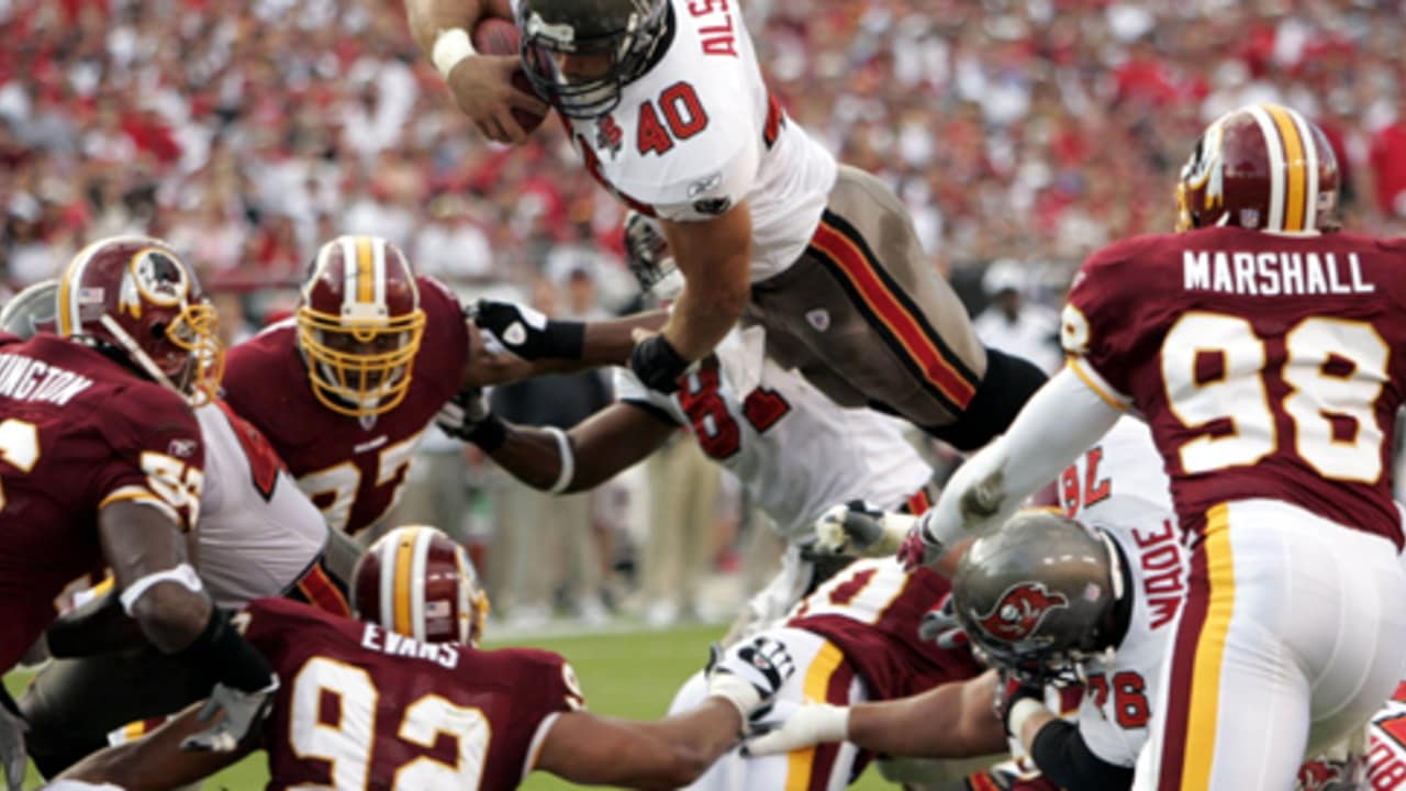 NFL Throwback: How Mike Alstott became the last dominant fullback