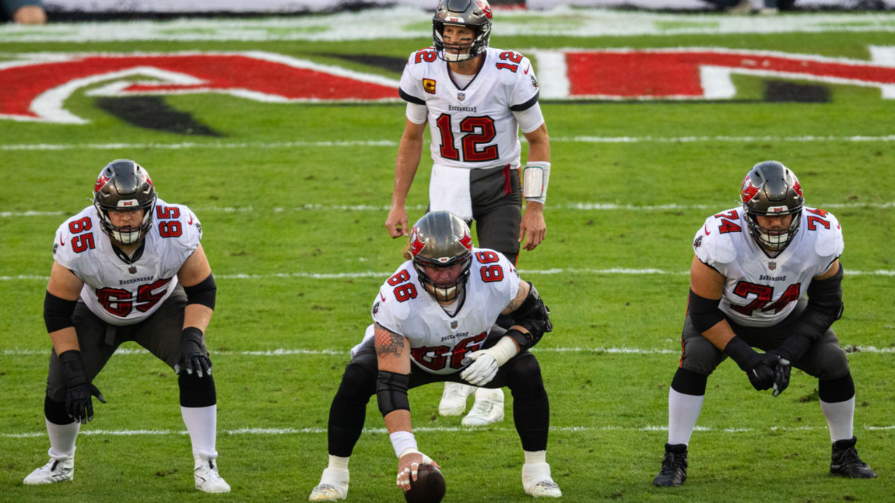 Offensive line woes, penalties plague Bucs in 27-17 preseason loss - Bucs  Nation