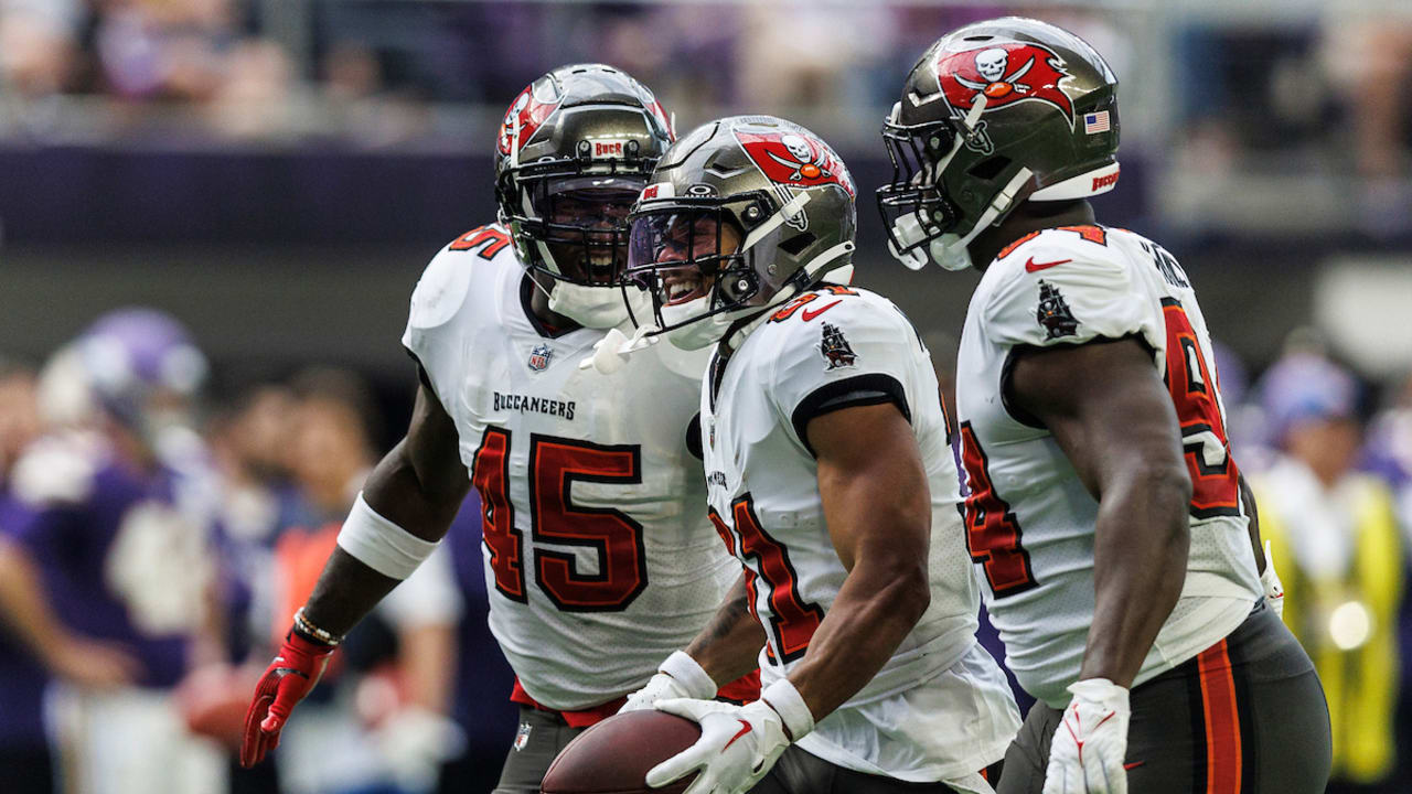 Bucs vs. Vikings Week 1 Top Images Gallery