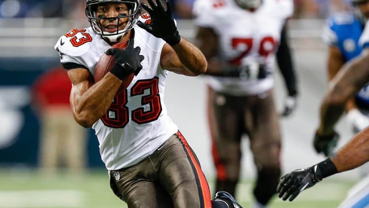 Photos: Lavonte David Year in Review