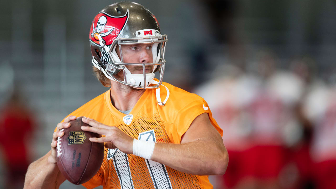 Is Blaine Gabbert the Tampa Bay Bucs Best Option at Quarterback? - Bucs  Nation