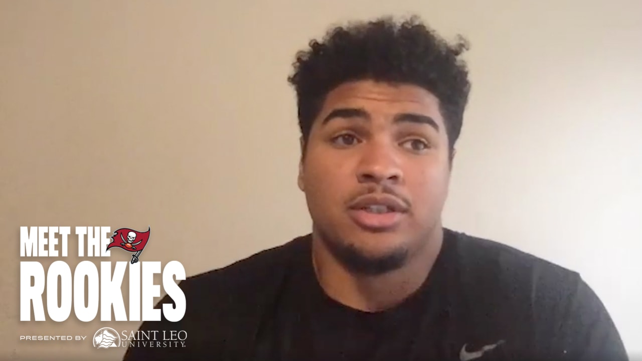 Buccaneers star Tristan Wirfs suffers strained oblique, no word yet on how  long right tackle will be out 