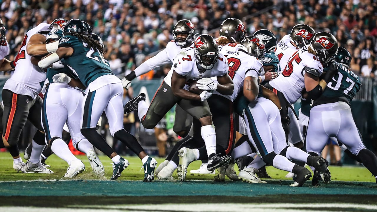 Tampa Bay Buccaneers 11-27 Philadelphia Eagles highlights and scores in NFL  2023