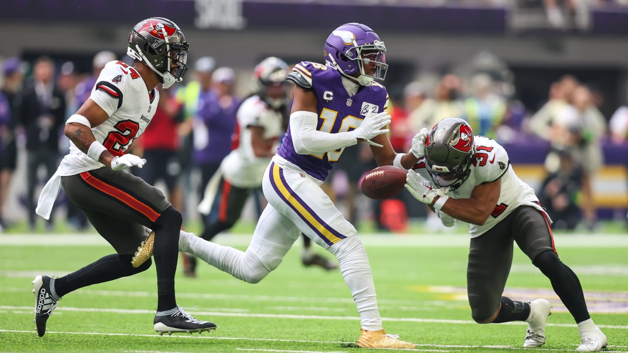 Best Photos From Bucs vs. Vikings Week 1