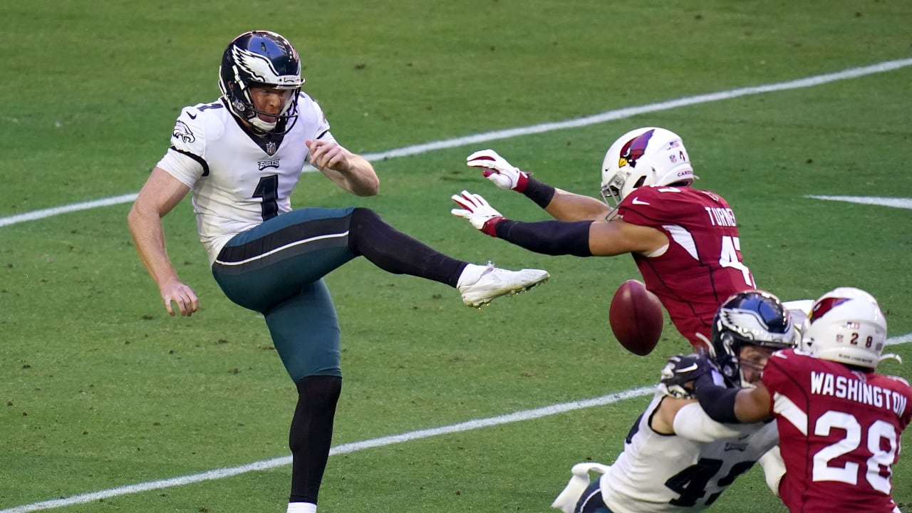 Eagles nearly screened themselves off from victory against swarming  Cardinals defense