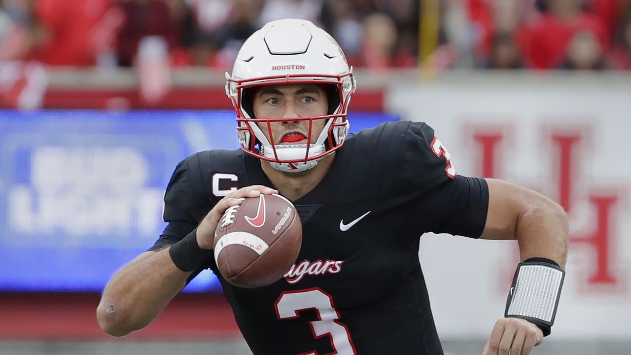 Clayton Tune - Football - University of Houston Athletics