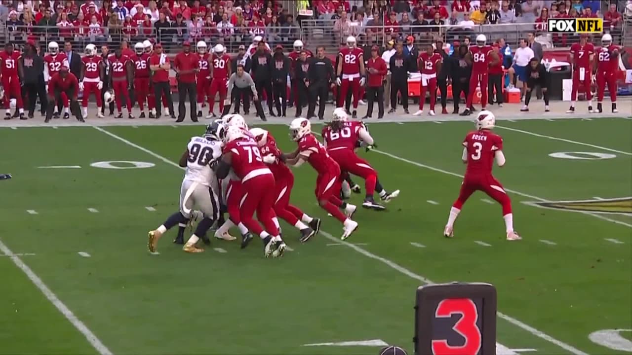 Rosen Shows Off His Wheels On First-Down Run