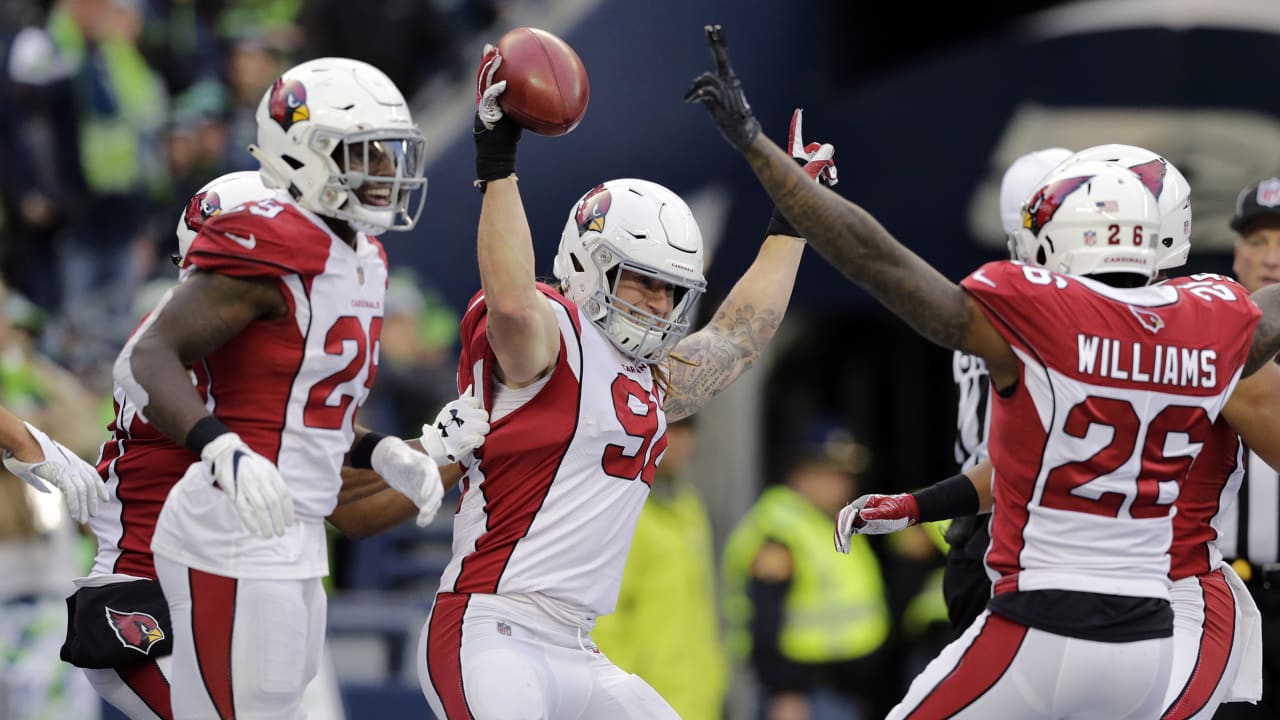 Cardinals' LB and special-teams standout Dennis Gardeck reached