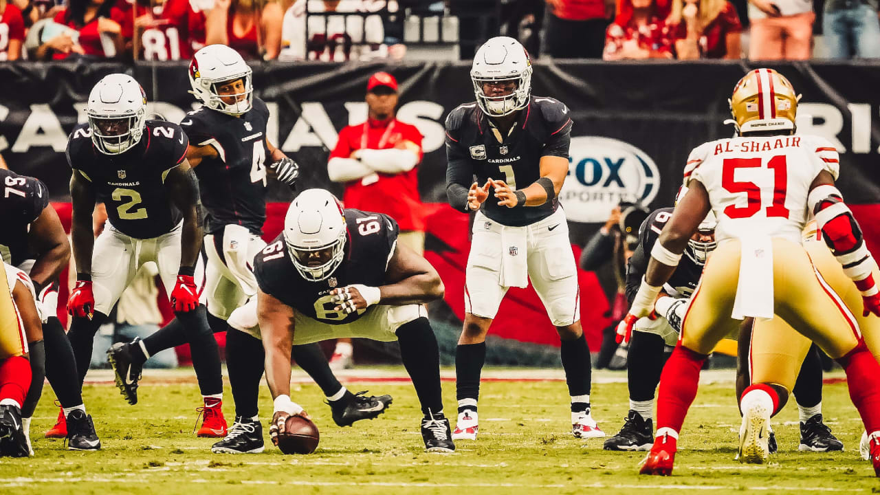 Arizona Cardinals center Rodney Hudson (61) during the first half of an NFL  football game against the Las Vegas Raiders, Sunday, Sept. 18, 2022, in Las  Vegas. (AP Photo/Rick Scuteri Stock Photo - Alamy