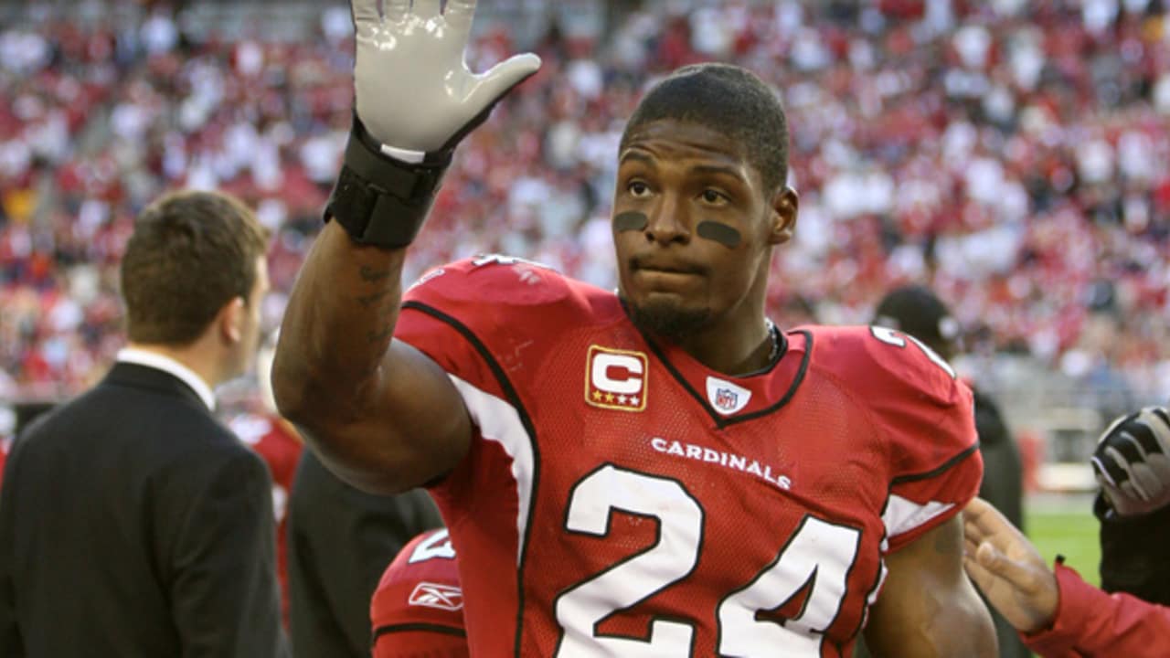 Adrian Wilson Goes Into Ring Of Honor