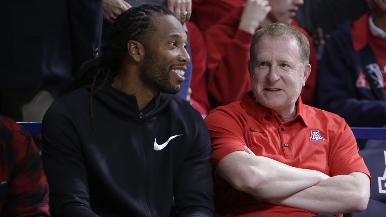 Larry Fitzgerald is among the Phoenix Suns co-owners supporting