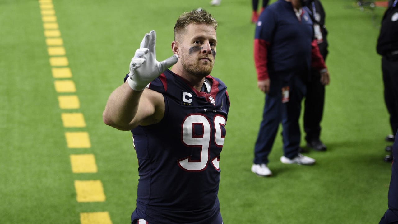 Since 99 has been unretired, here's J.J. Watt in his correct Cardinals  uniform! : r/AZCardinals