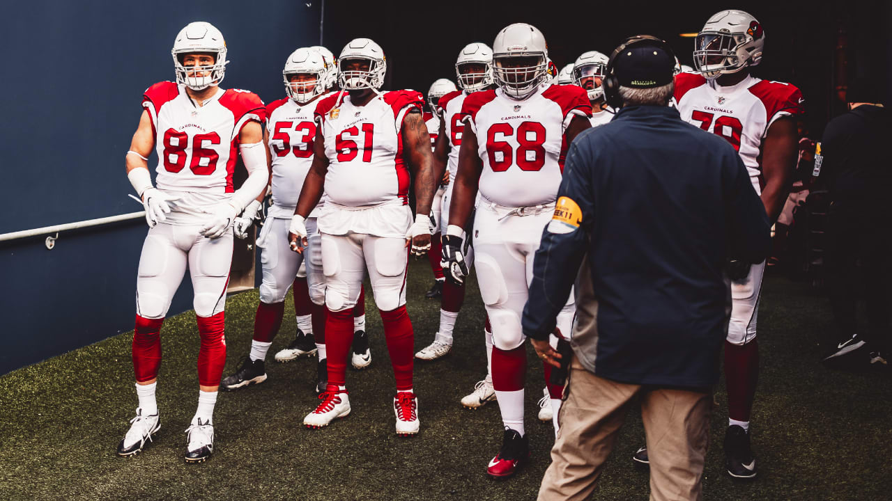 New era begins: Commanders hold on to beat Arizona Cardinals in season  opener 20-16