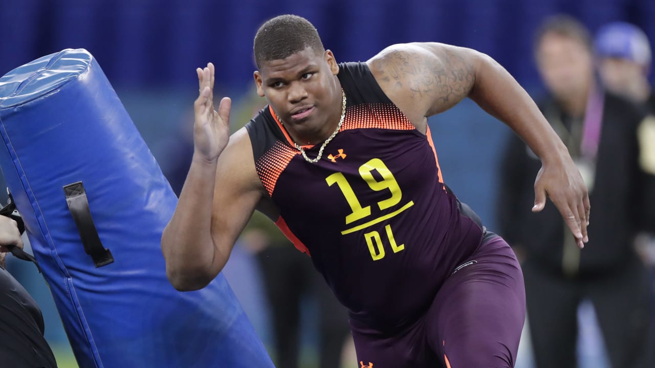 PFF College on Twitter: Quinnen Williams is.. well.. awesome