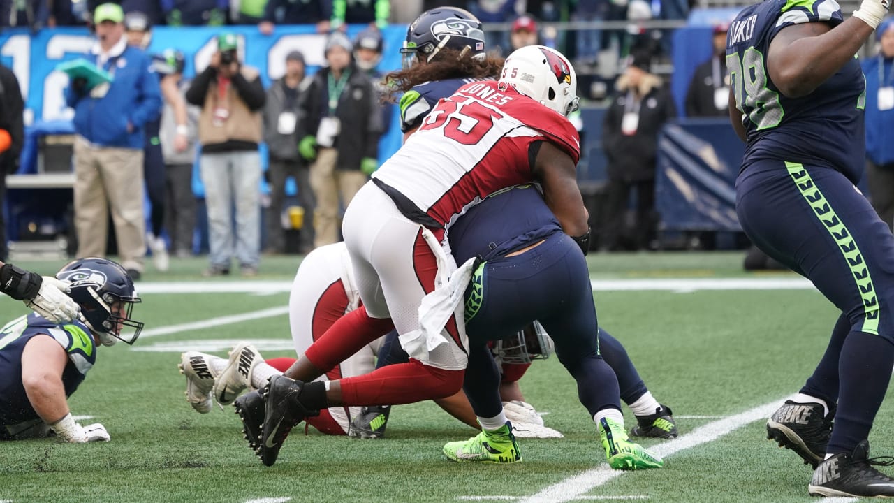 Cardinals' Chandler Jones wins NFC Defensive Player of the Month