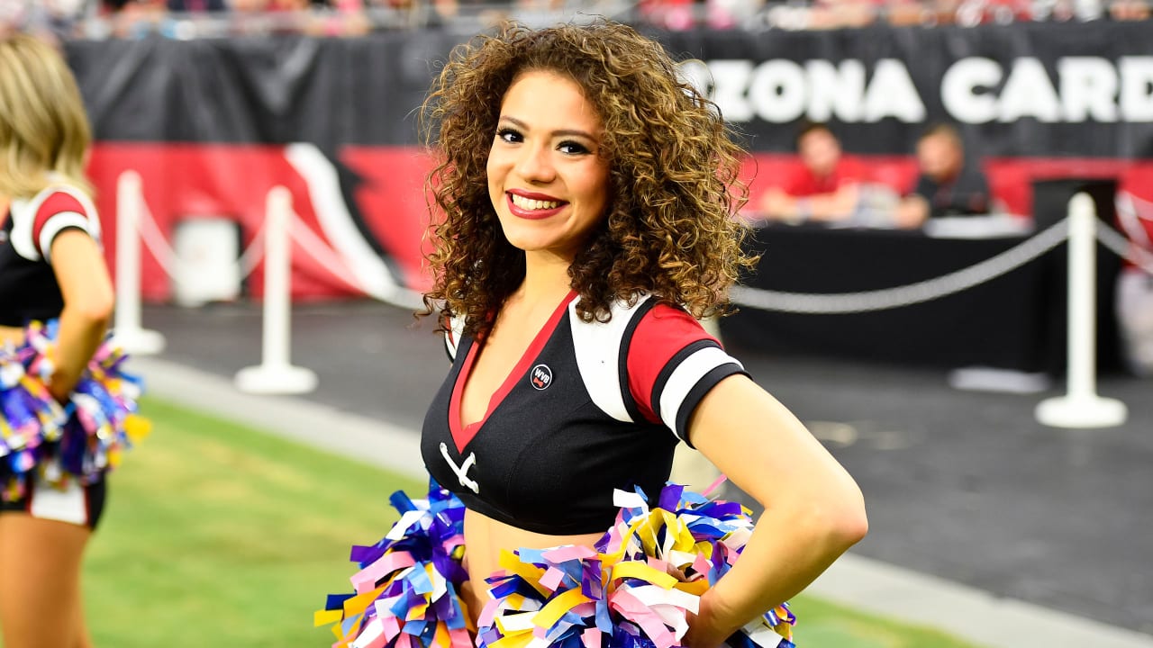 Alexa: AZ Cardinals Cheerleader and Aerospace Techie - Science Cheerleaders