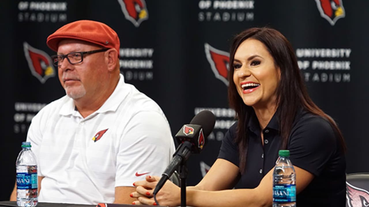 NFL's first female coach Jen Welter: 'I didn't even dream this was
