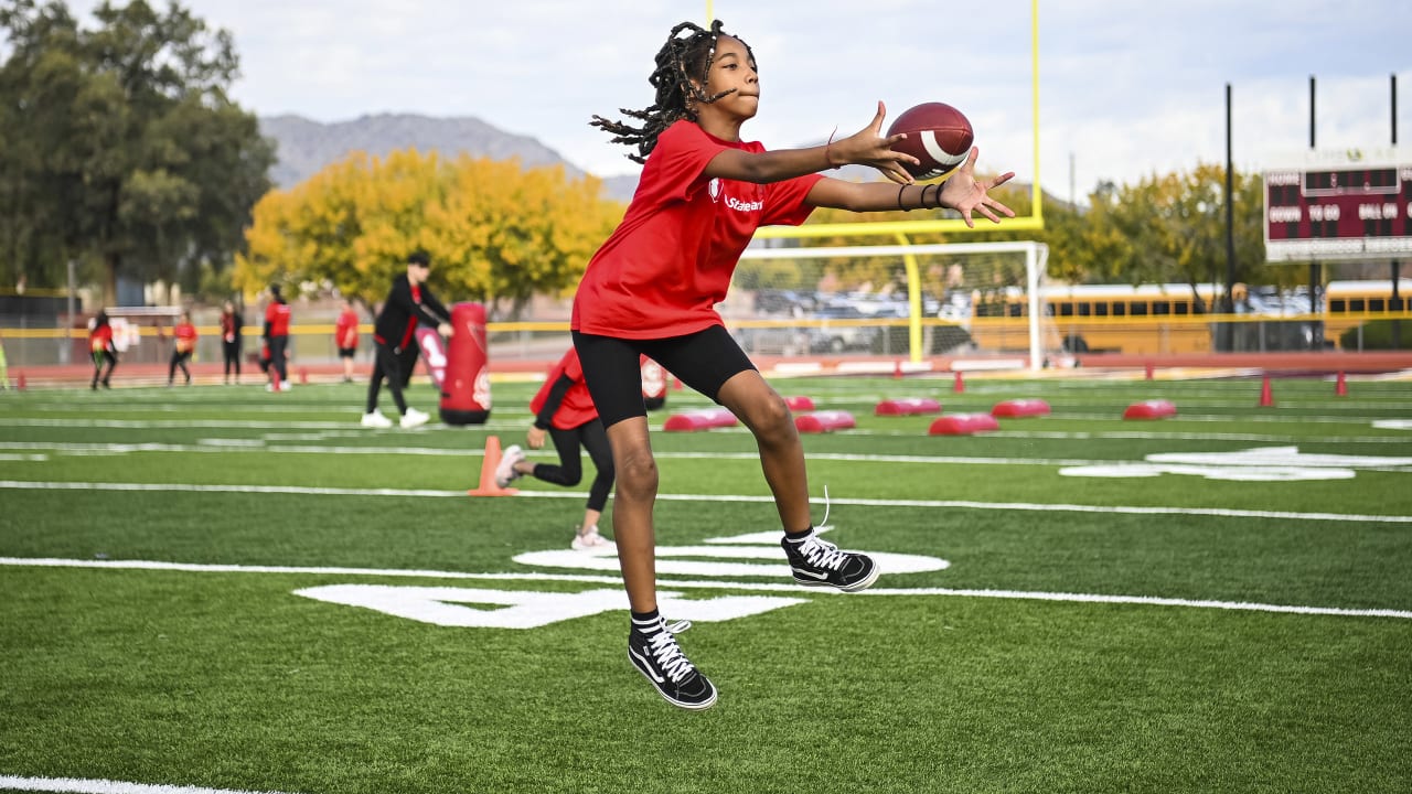 Cardinals, USA Football Award Spring Grants To Arizona Youth Leagues